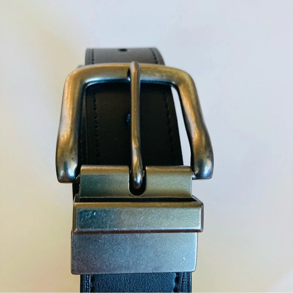 Reversible Black Faux Leather Belt Size 40 - Picture 4 of 7